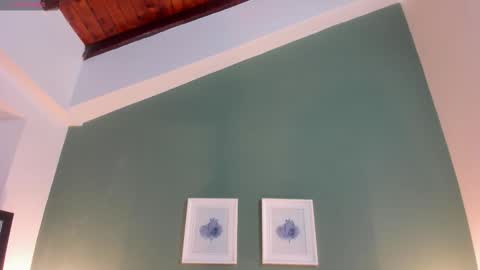 Ana Victoria online show from November 2025 06:21:02 PM