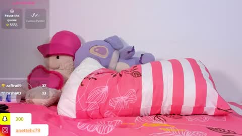 Snapshot of _anette chatting on February 2025 11:41:02 PM Anette online show from February 2025 11:41:02 PM