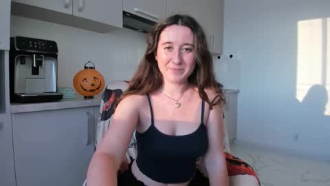 Anna online show from October 2025 02:23:02 PM