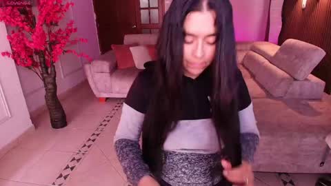 Ana online show from May 2026 07:11:01 PM