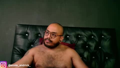 Annie Andrick online show from January 2026 01:49:01 PM