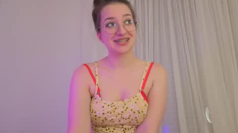 Anna online show from December 2025 09:24:02 PM