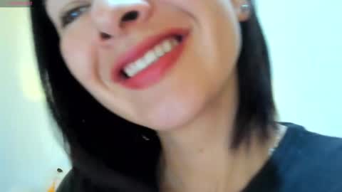 antonia online show from September 2025 10:04:02 AM