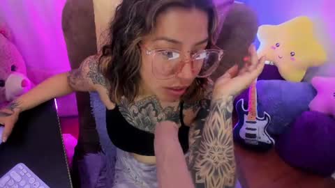 Snapshot of _antonella_dreams chatting on June 2026 11:53:02 PM _antonella_dreams online show from June 2026 11:53:02 PM