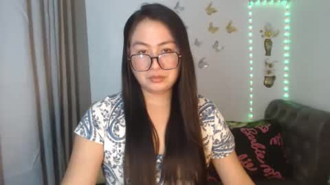 Snapshot of _arah chatting on September 2025 01:56:01 PM arah online show from September 2025 01:56:01 PM