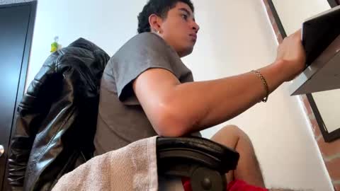 ARES online show from February 2025 09:54:01 PM