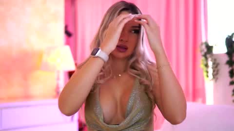 Arielle online show from January 2026 08:39:02 AM