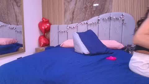 Arlet online show from March 2026 03:11:01 AM