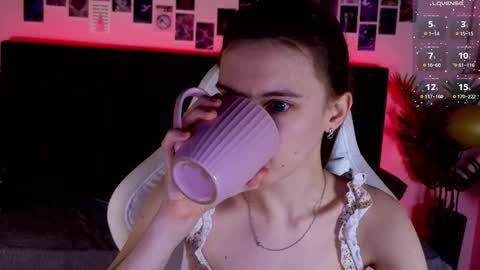 Snapshot of _ash_leyy_ chatting on January 2026 01:41:02 AM _ash_leyy_ online show from January 2026 01:41:02 AM