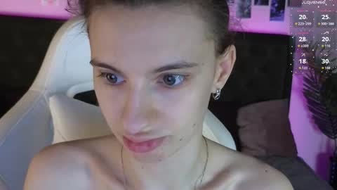 Snapshot of _ash_leyy_ chatting on January 2026 01:22:02 AM _ash_leyy_ online show from January 2026 01:22:02 AM