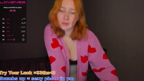 hello im Lira online show from December 2024 08:44:01 PM