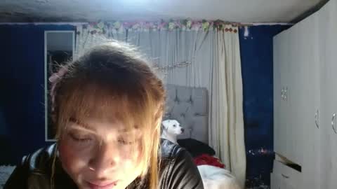 Snapshot of _azalea_65 chatting on September 2025 02:13:02 AM _azalea_65 online show from September 2025 02:13:02 AM