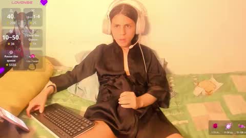 _baby_vi online show from February 2026 02:53:01 AM