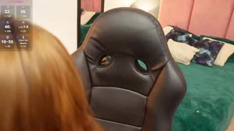 Sofia online show from November 2025 12:49:02 PM