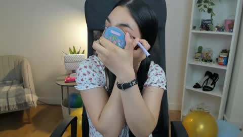 Bella Evans online show from May 2026 05:03:02 AM