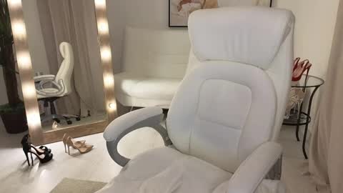 Beylly online show from March 2025 04:08:02 AM