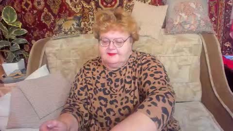 Snapshot of _big_beautiful_love_ chatting on October 2025 07:33:01 PM Louise  ONLY IN PVT  Masturbation with dildo and cum  Naked  Show and play with pussy  Blow job  Hand job  ONLY IN PVT  online show from October 2025 07:33:01 PM