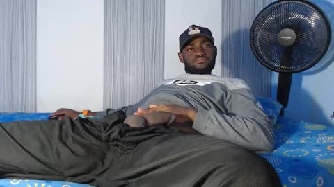 Andrew online show from February 2026 02:07:02 AM