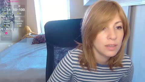 Snapshot of _blackpearl chatting on June 2026 10:07:01 AM Laura online show from June 2026 10:07:01 AM