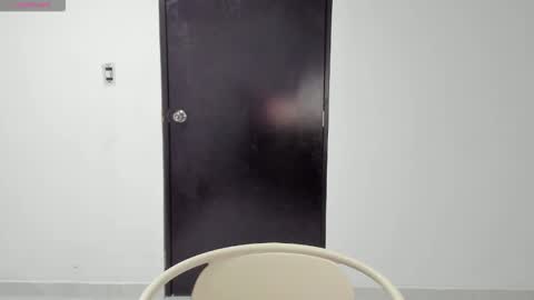 _blairwest_ online show from December 2025 05:20:01 PM