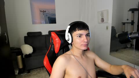 Snapshot of _blakee chatting on December 2024 09:00:01 AM B L A K E online show from December 2024 09:00:01 AM