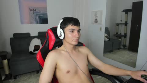 Snapshot of _blakee chatting on December 2024 08:39:02 AM B L A K E online show from December 2024 08:39:02 AM