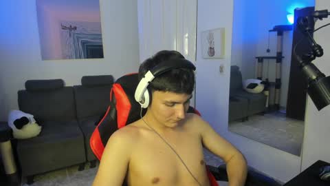 Snapshot of _blakee chatting on January 2025 06:06:02 AM B L A K E online show from January 2025 06:06:02 AM