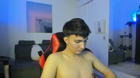 Snapshot of _blakee chatting on January 2025 06:04:01 AM B L A K E online show from January 2025 06:04:01 AM