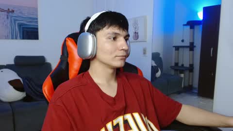 Snapshot of _blakee chatting on February 2025 06:40:01 AM B L A K E online show from February 2025 06:40:01 AM