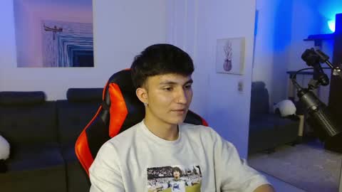 Snapshot of _blakee chatting on February 2025 07:23:02 AM B L A K E online show from February 2025 07:23:02 AM