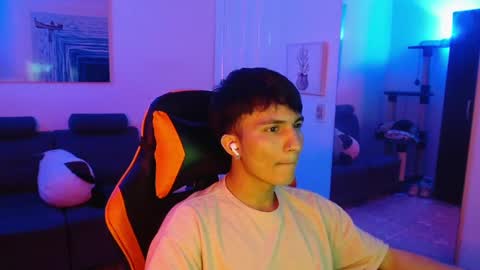 Snapshot of _blakee chatting on March 2025 06:37:01 AM B L A K E online show from March 2025 06:37:01 AM