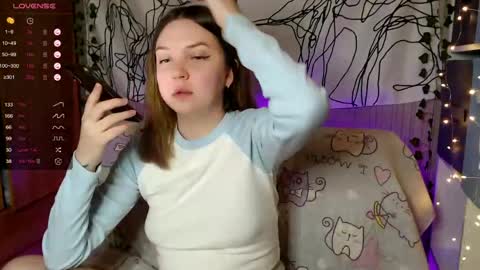 Elizabeth online show from May 2026 06:15:02 PM