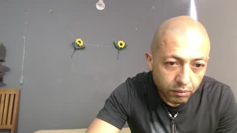 _bonnie__and_clyde online show from May 2026 08:17:02 PM