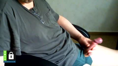 Snapshot of _buwe22_ chatting on May 2026 10:32:02 AM Uwe online show from May 2026 10:32:02 AM