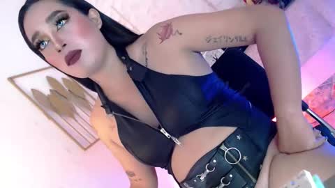 Snapshot of _caroline69 chatting on February 2026 06:50:01 AM Caroline online show from February 2026 06:50:01 AM