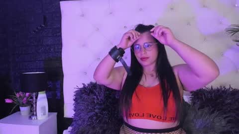 Caroline Sweet online show from January 2025 06:20:01 AM