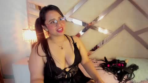 Caroline Sweet online show from January 2025 09:37:02 AM