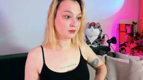Christina Chris online show from May 2026 10:12:02 AM
