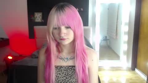 _charlotte_collins_ online show from July 2026 04:44:02 PM