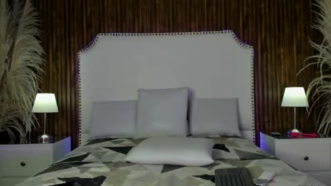 Snapshot of _cherry_fox chatting on June 2026 11:49:02 AM _cherry_fox online show from June 2026 11:49:02 AM