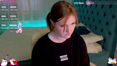 Alisa NO NUDE online show from March 2025 05:52:02 AM