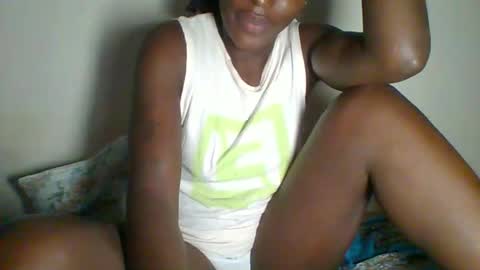 Snapshot of _clara01 chatting on March 2025 05:38:02 AM clara online show from March 2025 05:38:02 AM