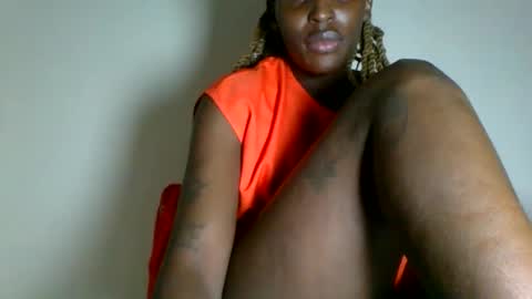 clara online show from May 2026 07:11:01 PM