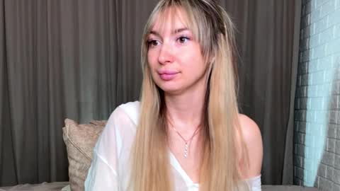 Snapshot of _crystal_moon_1 chatting on November 2025 07:48:02 PM _crystal_moon_1 online show from November 2025 07:48:02 PM