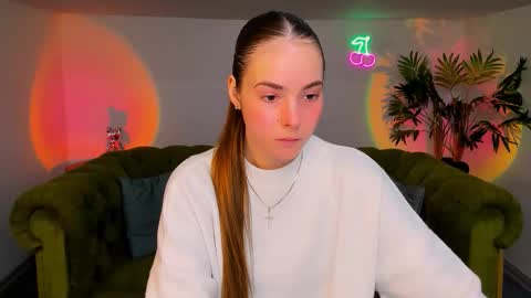 Erika online show from October 2025 09:20:01 AM