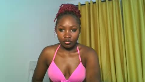 Snapshot of _cutestephanie chatting on December 2025 11:12:01 PM STEPH online show from December 2025 11:12:01 PM