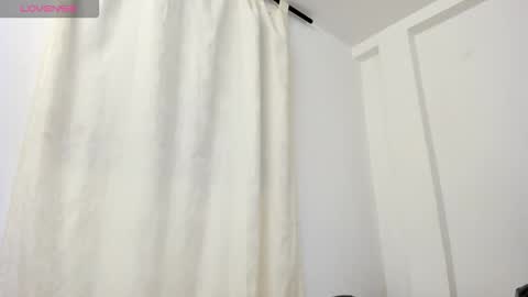 Snapshot of _danik0 chatting on November 2025 12:46:01 AM danik online show from November 2025 12:46:01 AM