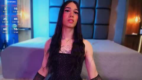 _danna_jones online show from October 2025 01:01:02 AM