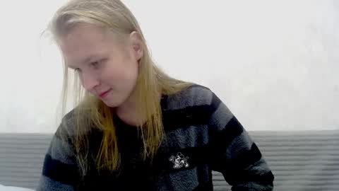 Snapshot of _dash_ chatting on December 2024 04:43:01 PM Tony online show from December 2024 04:43:01 PM