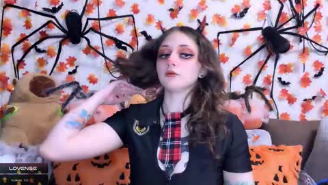 Kate online show from November 2025 05:34:02 PM